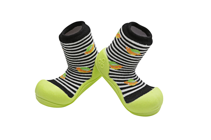 Zapato Infantil / Ergonómicos / UFO Black / ATTIPAS