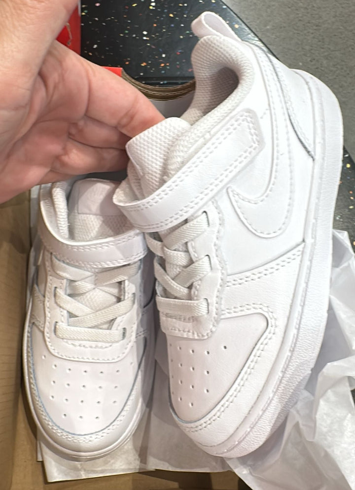 Tennis infantil NIKE - Talla 9 / MISC 2025