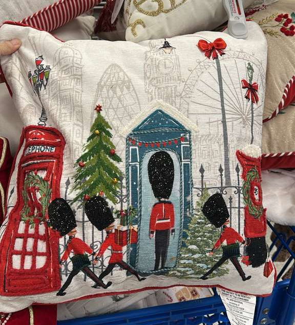 Hogar / Decoración / Cojín Navideño /  ZZ / R111425-5286-3