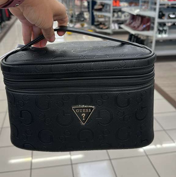 Bolso / Cosmetiquera / Negra / GUESS / B112525-73641