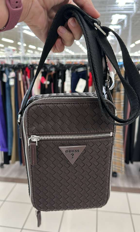 Bolso cruzado / GUESS / Caoba / B112525-73641