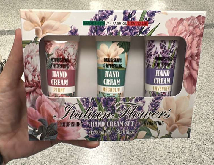 Cuidado de la piel / Regalitos / Navidad / Cremas de manos / 3 piezas / Italian Flowers / R112825-5301-9