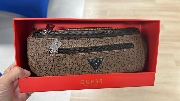Bolso cintura / GUESS /  Viene en su cajita / MRS120625-5466