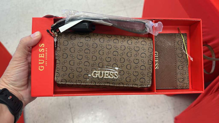 Billetera / Tarjetero / Set / GUESS / TJ121425-1357