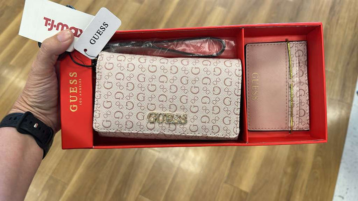 Billetera / Tarjetero / Set / GUESS / TJ121425-1357