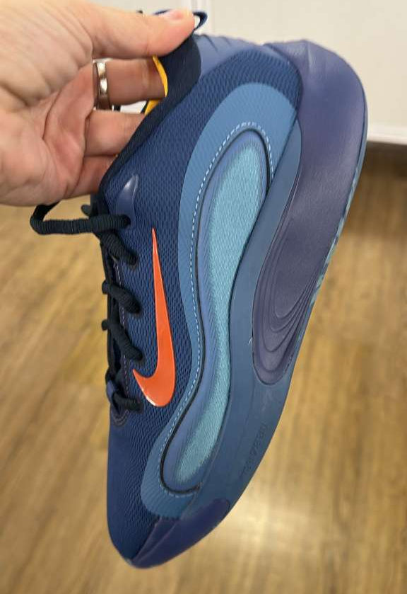 Tennis juveniles NIKE / Talla 6 / MRS121425-4140