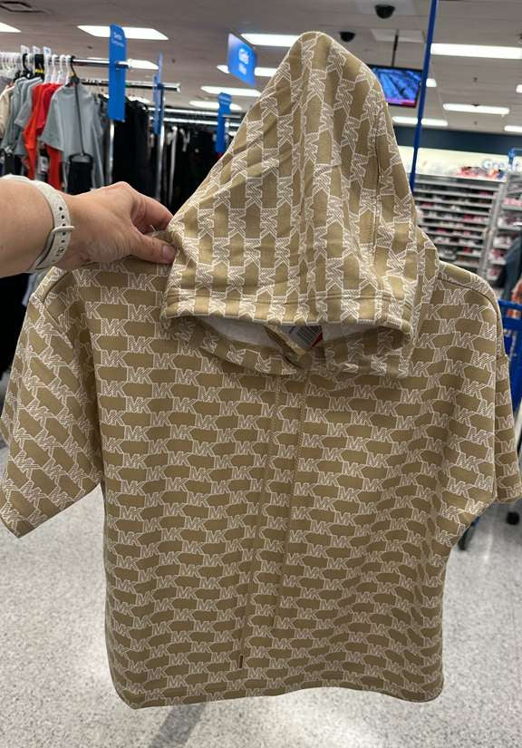 Blusa mujer / manga corta con capucha  / MK / B031726-6048-5