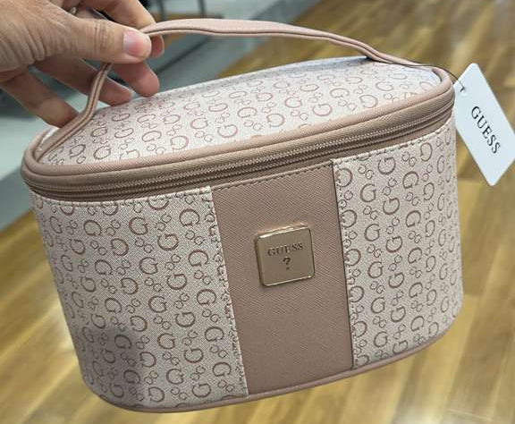 Bolso / Cosmetiquera / GUESS / Rosa / TJ032326-2903