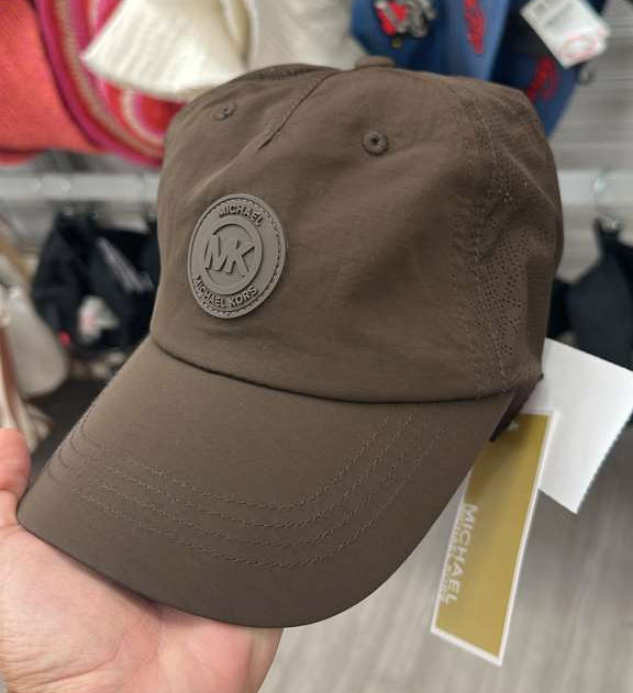 Accesorios / Gorra / Mujer / Café / MK / B061426-35820