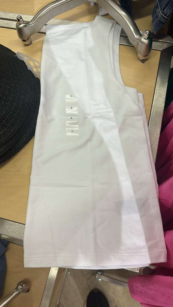 Blusa Mujer Gap Sin Manga/ Blanco - Talla L / MISC 2026