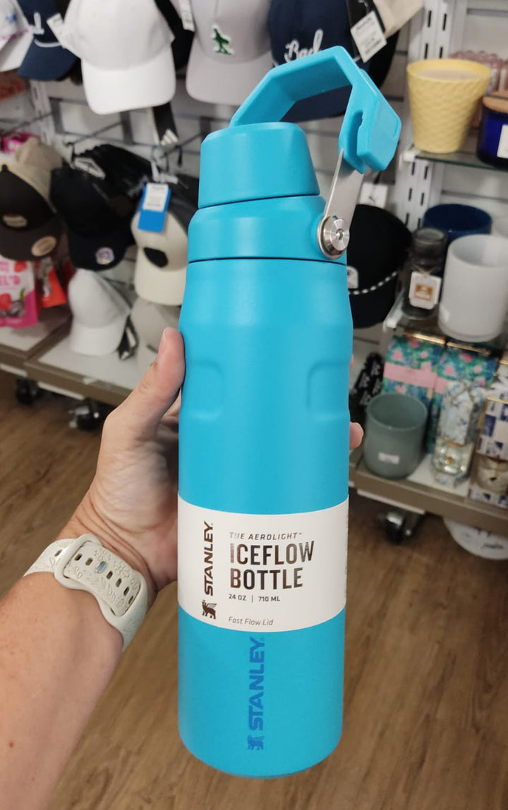 Hogar / Botella Stanley AeroLight IceFlow   / 24 onzas / MRS080126-5002