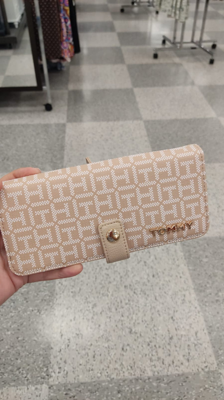 Billetera Mujer TH / R080126-6182-6