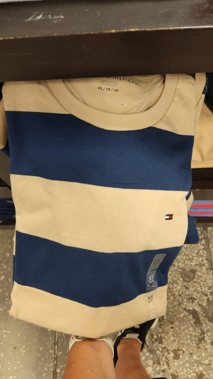 Camisa de Hombre (Cuello redondo) / TH- Talla M