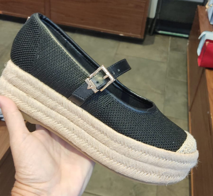 Alpargatas mujer de plataforma / GUESS / Negra / Talla 8