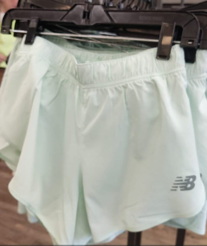 Short deportivo / Mujer / NB / Talla L