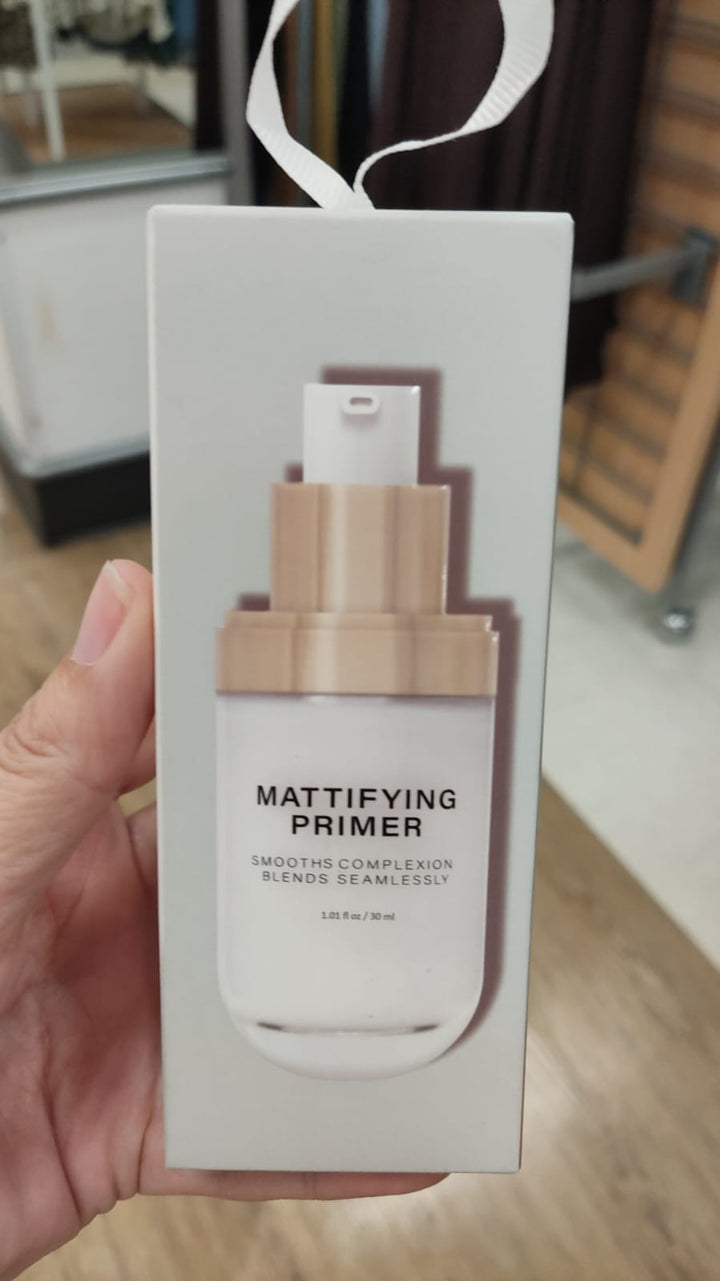 Maquillaje / Mattifying Primer / ZZ / MRS090626-4756