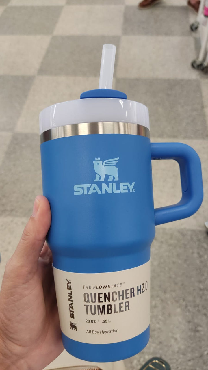 Hogar / Stanley The Quencher H2.0 FlowState Tumbler / 20 Onzas / R091226-6224-4