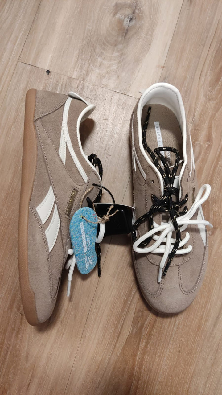 Zapato / Tenis Mujer /  beige con franjas laterales blancas / Reebok / MRS092026-9246