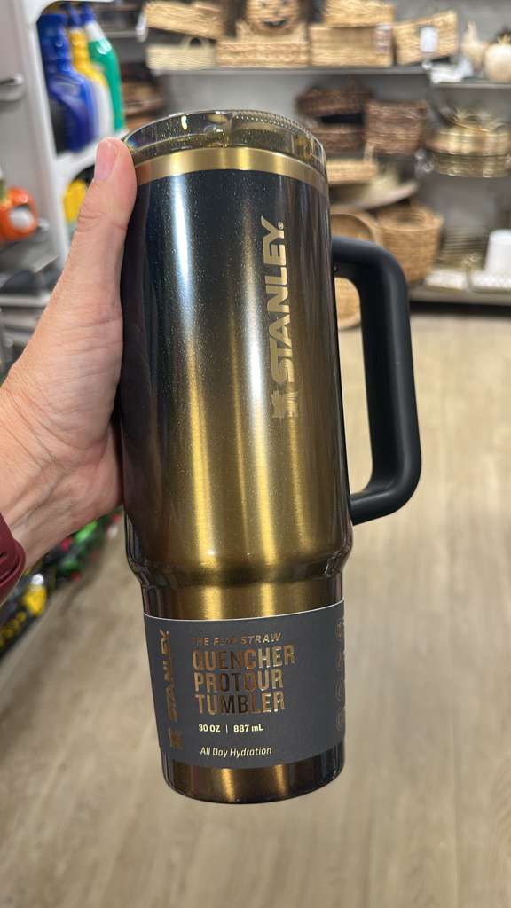 Hogar / Stanley Quencher ProTour Flip Straw Tumbler  /  Black Honey / 30 onzas / MRS100226-1488