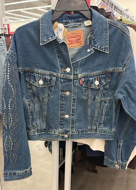Jacket con pedrería en ambas mangas / Mujer / Levi's / B101726-81184