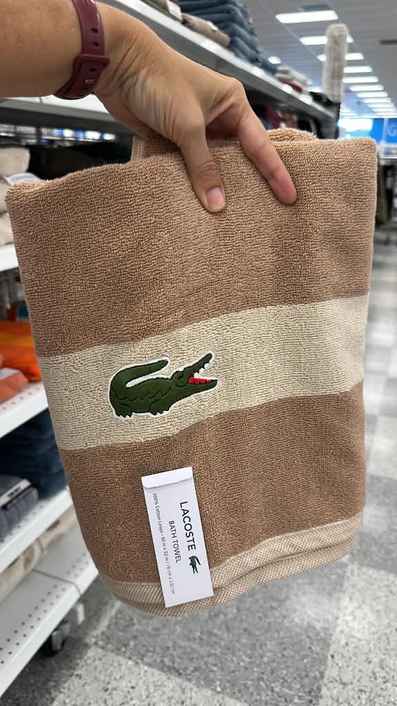 Hogar / Toalla de ducha / 76 cm x 1,32 cm / LACOSTE / R102126-6264-8
