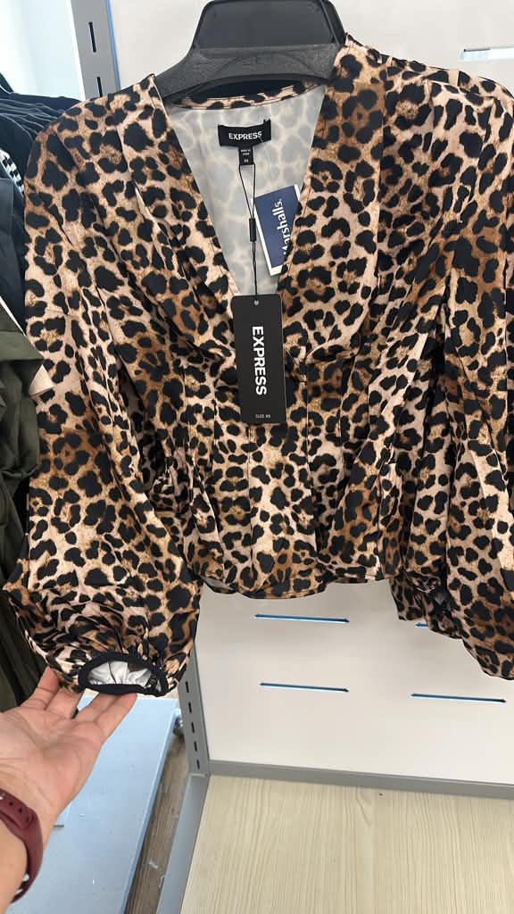 Blusa mujer / Manga Larga / Animal Print / EXPRESS / MRS102426-5941