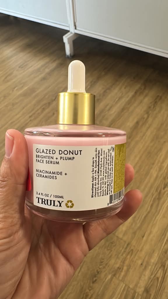 Cuidado personal /  Glazed Donut Brighten + Plump Face Serum / Truly / MRS102426-5941