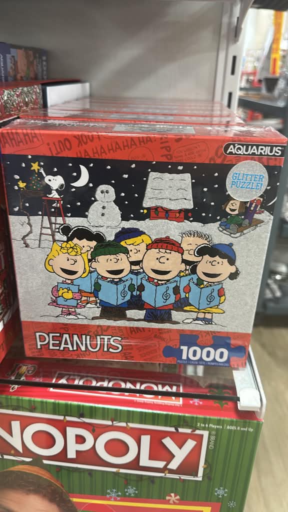 Juguetes / Navidad / Rompecabezas  / "Peanuts Singing Hymns" / 1000 piezas/ Aquarius. /  MRS110826-8576