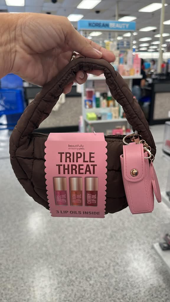 Cuidado personal / Triple Threat Lip Oil Set /  Beautifully Amazing You /  R110226-6275-0