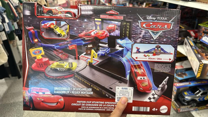 Juguetes / Cars Piston Cup Stunting Speedway / Disney Pixar / R111526-6288-8