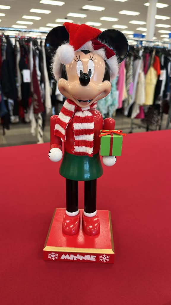 Hogar / Navidad / Adorno Navideño /  Cascanueces de Minnie Mouse / R112126-6294-1