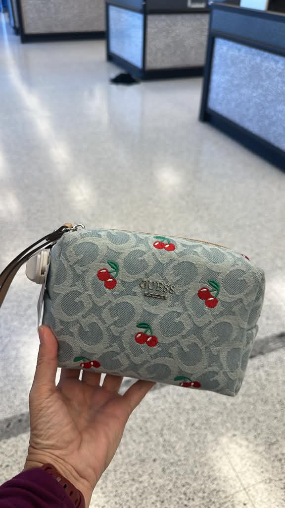 Bolso / Cosmetiquera / GUESS/  R112226-6295-5